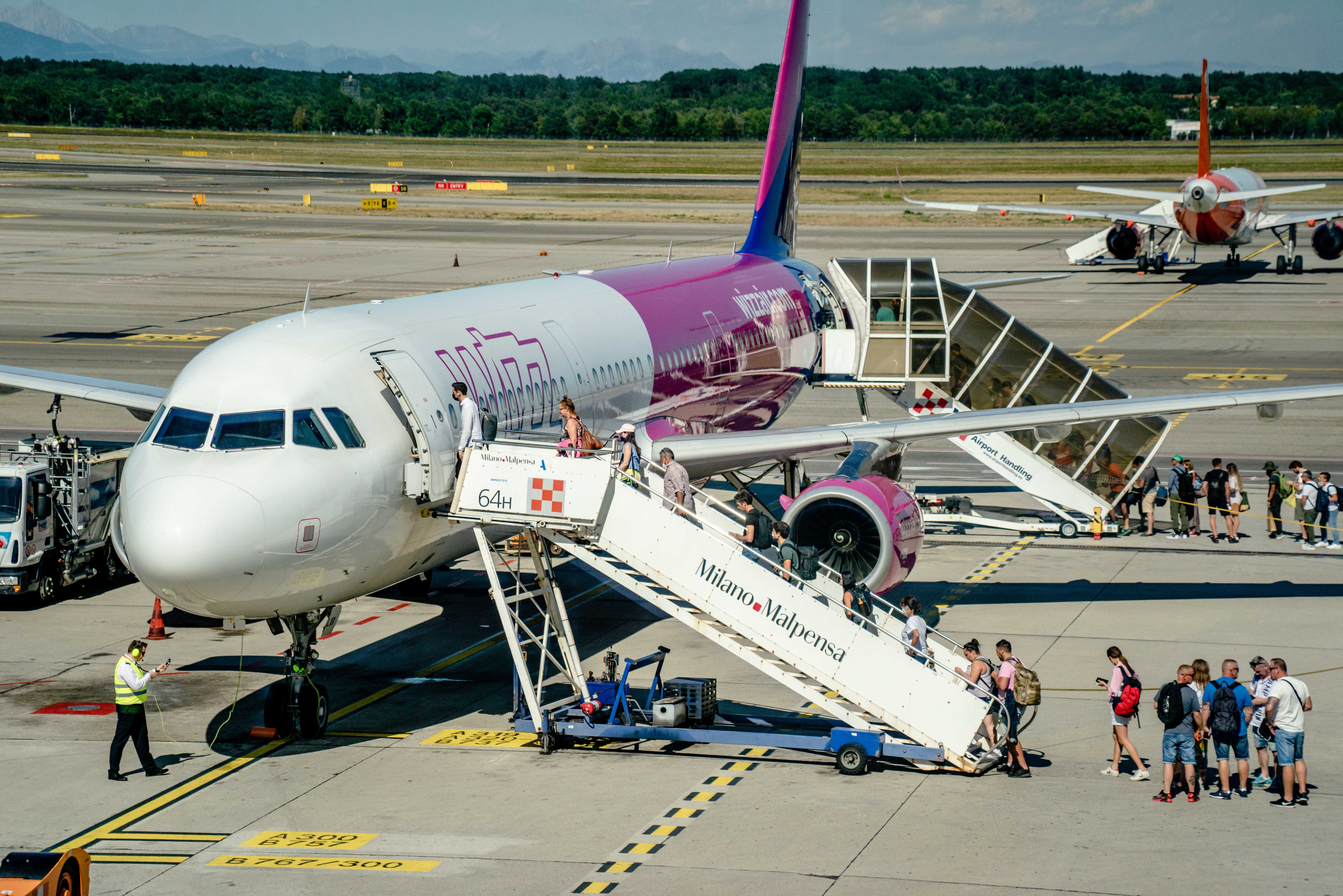 Wizz Air wysyła pasażerom błędne godziny lotów? Sprawdź, zanim pojedziesz na lotnisko